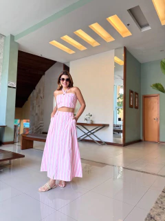 Conjunto Feminino saia e cropped listrado
