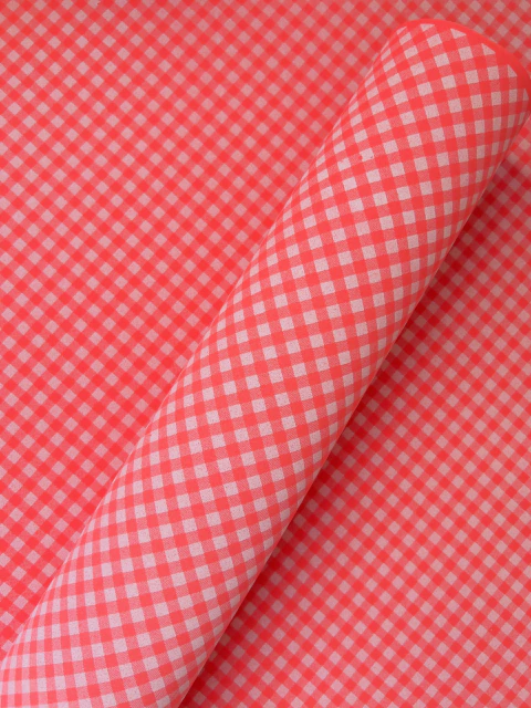 E.V.A Xadrez Bigodinho - Vermelho - comprar online