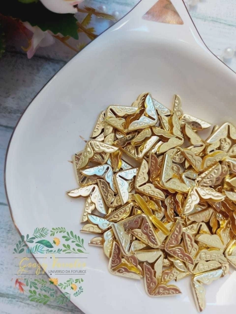 Cantoneira de Metal Dourado - 20 unidades - comprar online
