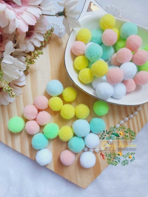 Pompom 20mm Mix Cores Pastéis - 10 UNIDADES - comprar online