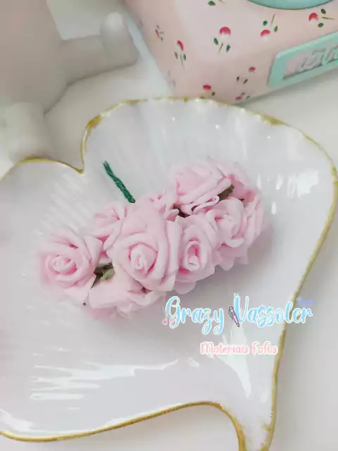 Flor de E.V.A Luxo - 12 rosinhas