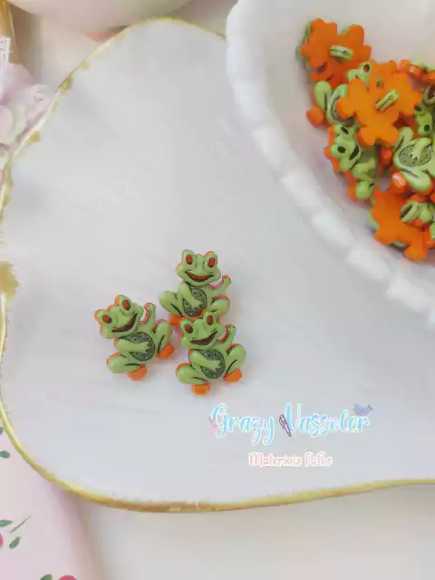 Botão Decorado Sapinho - 10 unidades