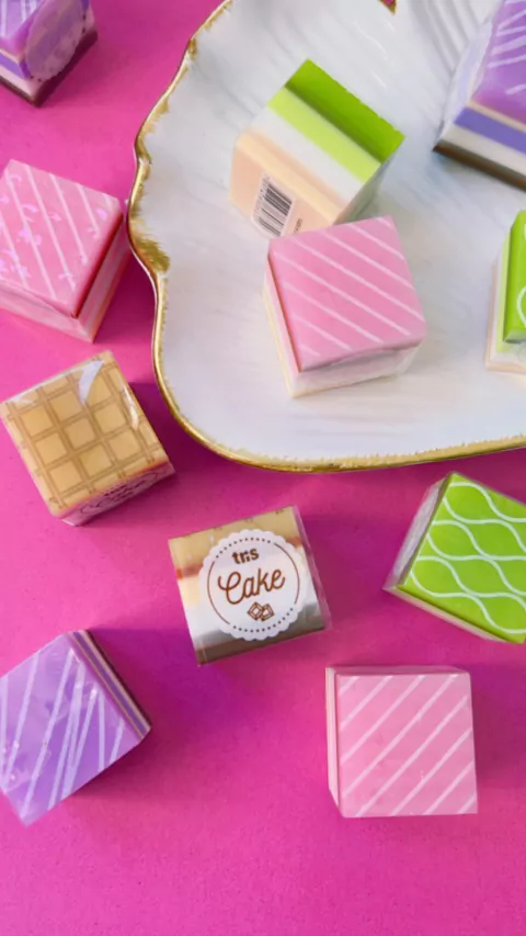 Borracha Tris Cake Perfumada
