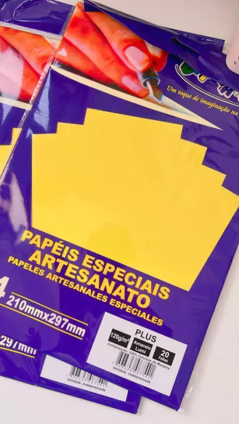 Papel Plus 120g/m² - 20 folhas - Amarelo Lumi