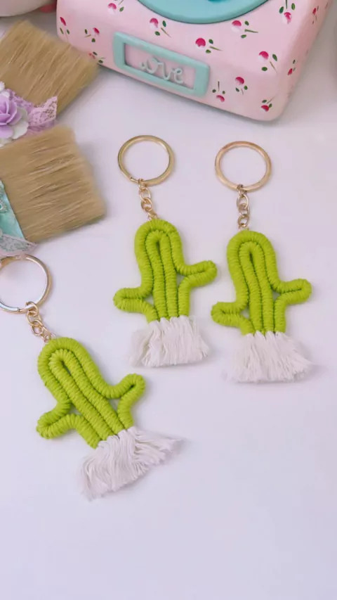 Chaveiro Macramê Cacto