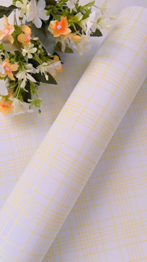 EVA 40x60 Branco com Xadrez Amarelo Make+