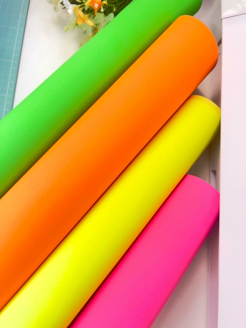 E.V.A Neon 40x60 cm - Make Mais - comprar online
