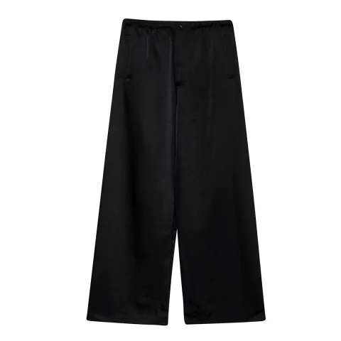 PANTALÓN GATE NEGRO DE SATÉN