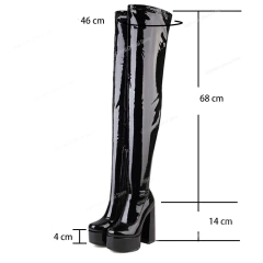 Bota Emy acima do joelho salto alto de plataforma. na internet