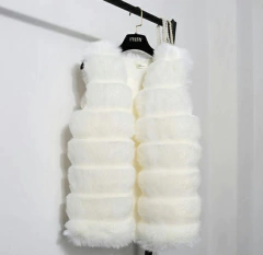 Colete de Pelo, Casaco de Pelo Ted, Agasalho de Pelo Grosso, Colete Peludo Bonne. - loja online