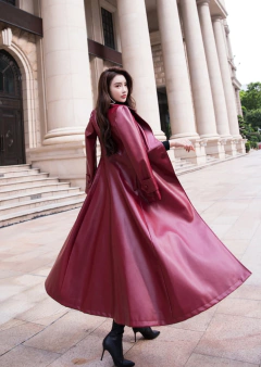 Sobretudo de Couro Estilo Europeu Amelie