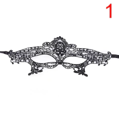 Mascara Sexy de Renda Monique