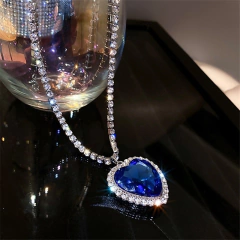 Colar Titanic de Strass com Coração Grande Azul coração do oceano. - comprar online