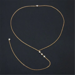 Imagem do Colar Ivy para Decote Costas Nuas com Strass, Colar Body Chain para Costas.