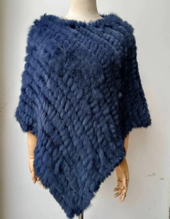 Poncho Rihanna Elegante de Pele de Coelho Xale. na internet