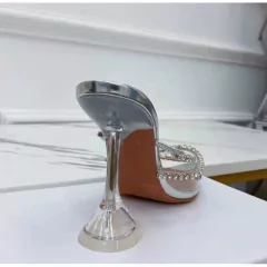 Sandália de salto alto com detalhe em strass Isa. - Clube das Coisas - Tudo para Você ficar mais Linda e Sexy