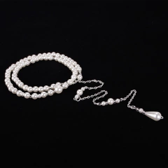 Imagem do Colar de Pérolas para Decote Costas Nuas, Colar Body Chain Linda.