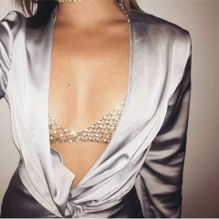 Top em Strass, Sutiã Sexy em Strass, Joias para o Corpo Sexy em Strass. na internet