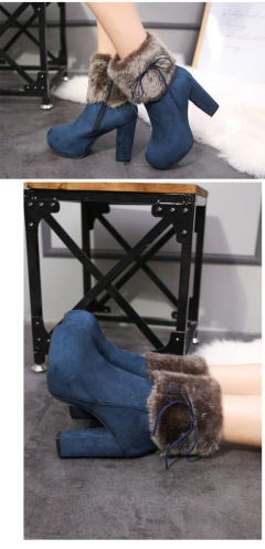 Imagem do Bota cano curto com pelo Salto Alto Quadrado de luxo Ankle.