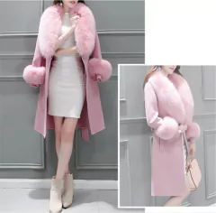 Casaco Helena Longo Chic com Gola Peluda. na internet