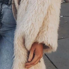 Casaco Longo de Pelúcia, Sobretudo Feminino de Lã de Cordeiro Destiny.