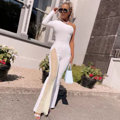 Macacão Beatriz, Macacão Sexy com fenda transparente na perna.