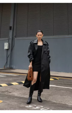 Sobretudo Extra Longo de Couro Tendência Milã. - Clube das Coisas - Tudo para Você ficar mais Linda e Sexy