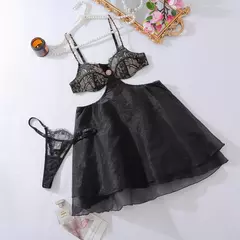Camisola Sexy em Renda Decotada Isabella