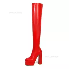 Imagem do Bota Emma cano longo acima do joelho salto alto grosso de plataforma.