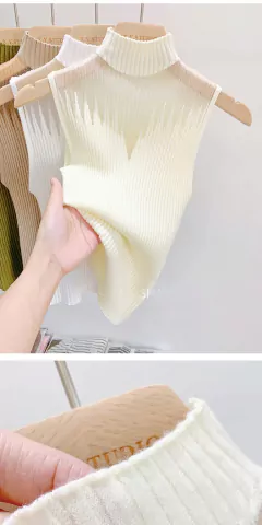 Blusa de Malha Gola Semi Alta Roberta na internet