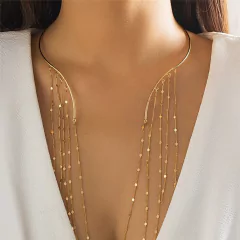 Colar Sexy com Penduricalhos Carinna