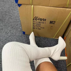 Bota de Salto Alto de Tecido Mega Conforto Alicia. - comprar online