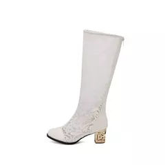 Bota Feminina Fashion salto quadrado com detalhes em Renda Ada - Clube das Coisas - Tudo para Você ficar mais Linda e Sexy