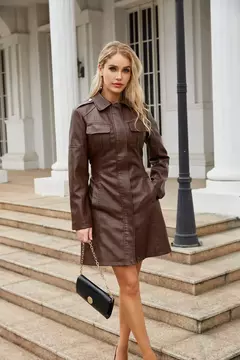 Sobretudo de Couro Britânico Versátil Manuella - Clube das Coisas - Tudo para Você ficar mais Linda e Sexy