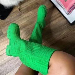 Bota Plataforma de Pelo Quente Brigithe.