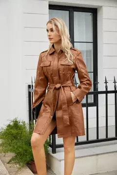 Sobretudo de Couro Britânico Versátil Manuella - Clube das Coisas - Tudo para Você ficar mais Linda e Sexy