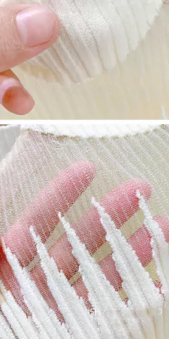 Blusa de Malha Gola Semi Alta Roberta