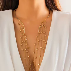 Colar Sexy com Penduricalhos Carinna - Clube das Coisas - Tudo para Você ficar mais Linda e Sexy