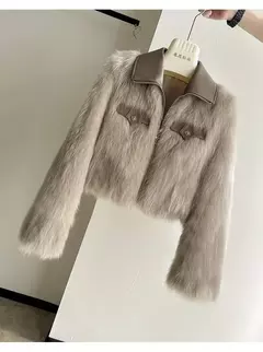 Casaco de Pelo Quente e Elegante Amanda na internet