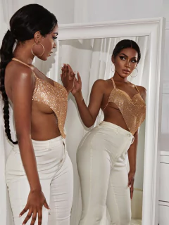 Top Cropped Celebridades com Bico V Brilhante, Blusa Sexy. - Clube das Coisas - Tudo para Você ficar mais Linda e Sexy