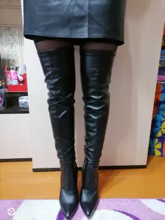 Bota na Altura da Coxa Salto Alto Fino Sexy com Zíper. - comprar online