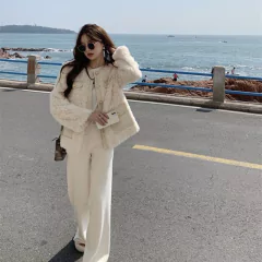 Casaco de Lã de Cordeiro Estilo Europeu Ashiley. - comprar online