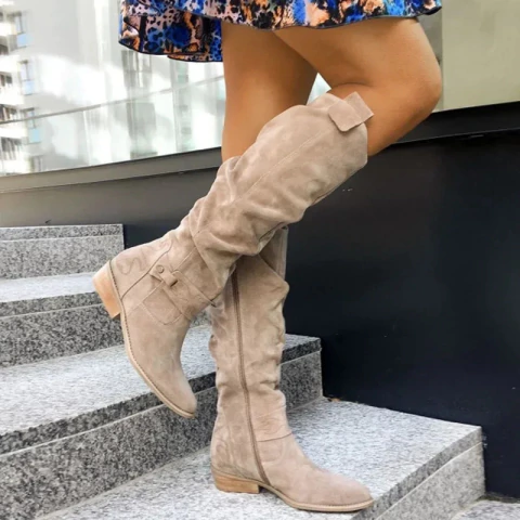 Botas altas de camurça retrô para mulheres, salto baixo, zíper lateral.