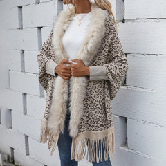 Casaco Poncho Super Elegante Estampa de Leopardo Emily. - loja online