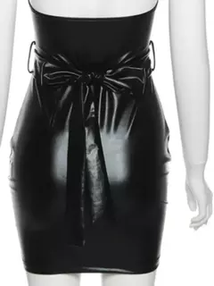 Vestido em Couro Curto com Decote Ava - loja online