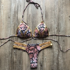 Biquíni Sexy Luxo Dourado Melica na internet