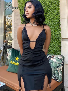 Vestido Curto Decotado com Fenda nas Pernas Isabella. - loja online