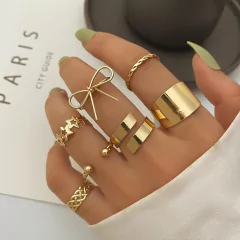 Conjunto de Anéis Dourado Brenda, Super Tendência, Kit de Anéis Blogueirinhas.