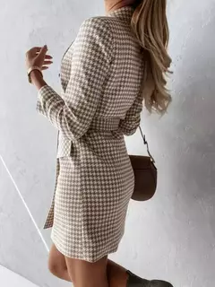 Blazer Xadrez Estilo vestido Americano Camilie na internet