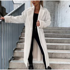 Sobretudo Elegante com Revestimento de Pelinhos Abigail. na internet